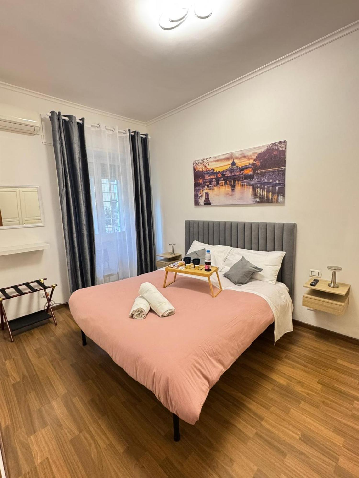 Fatata Near Metro Jonio Apartamento Roma
